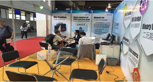 金融展會盛大開幕，參展商主推產(chǎn)品引關(guān)注(圖2)