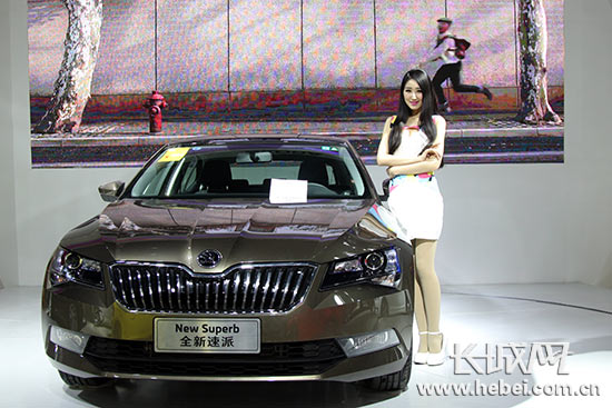 車(chē)模表演。長(zhǎng)城網(wǎng) 邢丁 攝