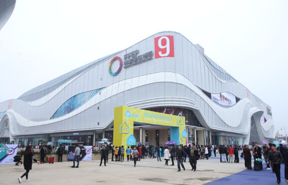 東莞名家具展打通全球產(chǎn)業(yè)鏈閃耀國(guó)際(圖1)